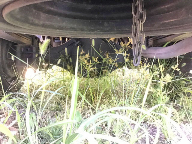 いすゞエルフ平ボディ小型（2t・3t）[写真10]