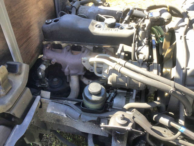 いすゞエルフ平ボディ小型（2t・3t）[写真17]