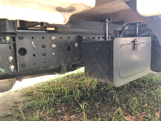 三菱ふそうキャンターダブルキャブ（Wキャブ）小型（2t・3t）[写真13]