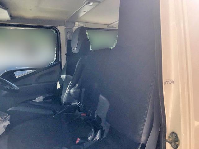 三菱ふそうキャンターダブルキャブ（Wキャブ）小型（2t・3t）[写真20]