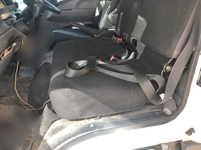 三菱ふそうキャンターダブルキャブ（Wキャブ）小型（2t・3t）[写真21]