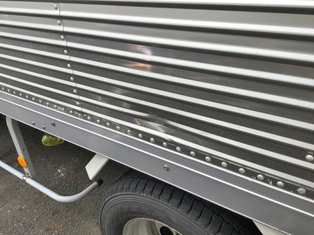 トヨタダイナアルミバン小型（2t・3t）[写真10]