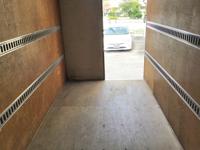 トヨタダイナアルミバン小型（2t・3t）[写真14]