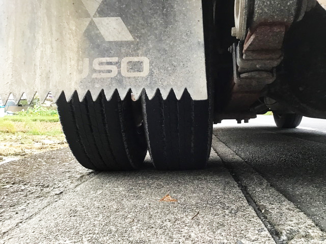 三菱ふそうキャンターダンプ小型（2t・3t）[写真14]