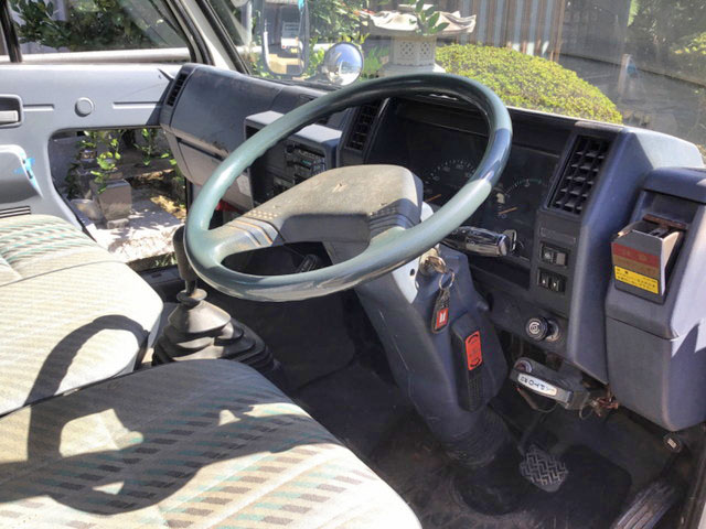 いすゞエルフクレーン付小型（2t・3t）[写真20]