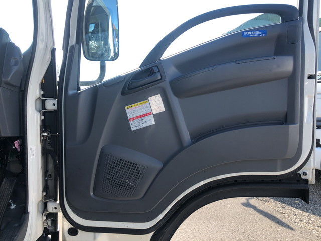 いすゞエルフセーフティローダー小型（2t・3t）[写真31]