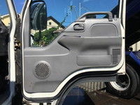 いすゞエルフアルミバン小型（2t・3t）[写真34]