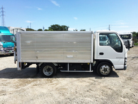 いすゞエルフアルミバン小型（2t・3t）[写真05]