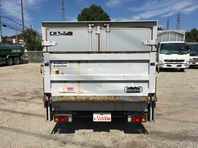 いすゞエルフアルミバン小型（2t・3t）[写真09]