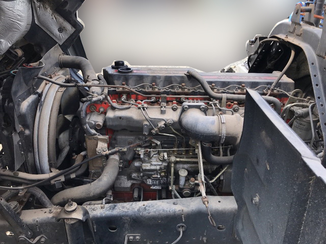 いすゞフォワードセルフクレーン4段中型（4t）[写真19]