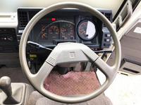 いすゞフォワードセルフクレーン4段中型（4t）[写真26]