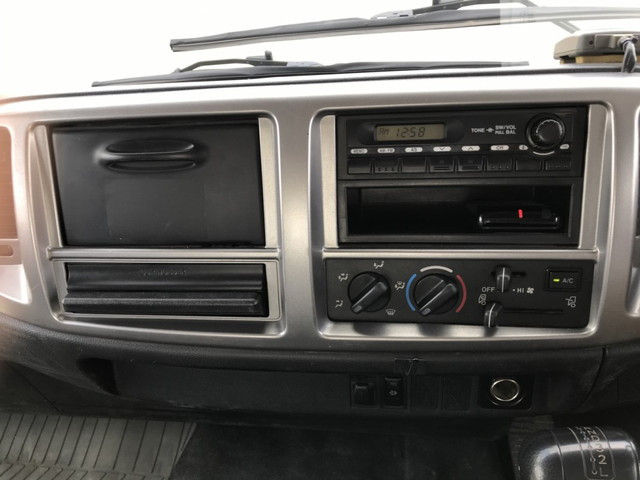 日野レンジャーダンプ中型（4t）[写真27]