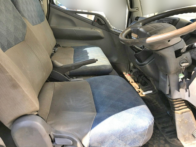 三菱ふそうキャンターアームロール小型（2t・3t）[写真24]