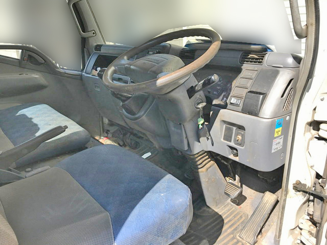 三菱ふそうキャンターアームロール小型（2t・3t）[写真26]