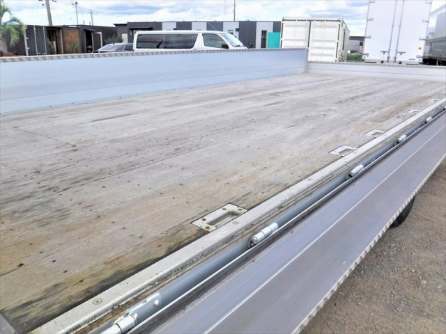 日野レンジャーセルフクレーン4段中型（4t）[写真14]