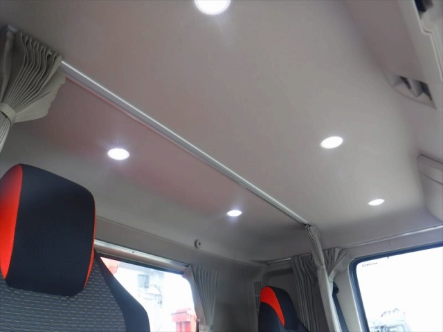 日野レンジャーセルフクレーン4段中型（4t）[写真25]