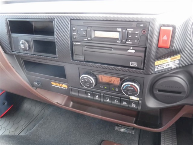 日野レンジャーセルフクレーン4段中型（4t）[写真27]