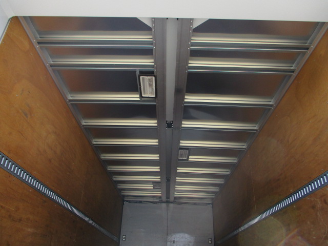 日野レンジャーアルミウイング中型（4t）[写真16]