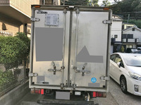 いすゞエルフアルミバン小型（2t・3t）[写真07]