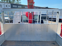 三菱ふそうファイターセルフクレーン4段増トン（6t・8t）[写真14]