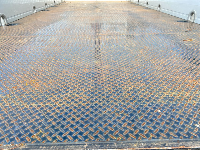 三菱ふそうファイターセルフクレーン4段増トン（6t・8t）[写真15]