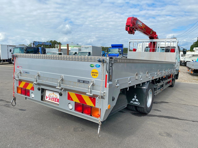 三菱ふそうファイターセルフクレーン4段増トン（6t・8t）[写真02]