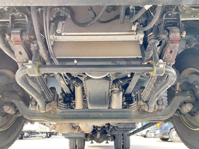 三菱ふそうファイターセルフクレーン4段増トン（6t・8t）[写真28]