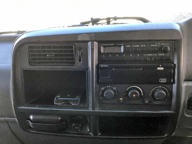 三菱ふそうファイターアルミウイング小型（2t・3t）[写真28]