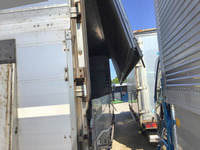 三菱ふそうファイターアルミウイング小型（2t・3t）[写真06]