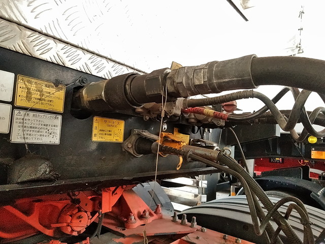 ボルボボルボFHトレーラーヘッド（トラクターヘッド）大型（10t）[写真23]