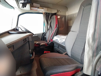 ボルボボルボFHトレーラーヘッド（トラクターヘッド）大型（10t）[写真31]