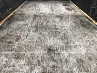 いすゞエルフ平ボディ小型（2t・3t）[写真15]