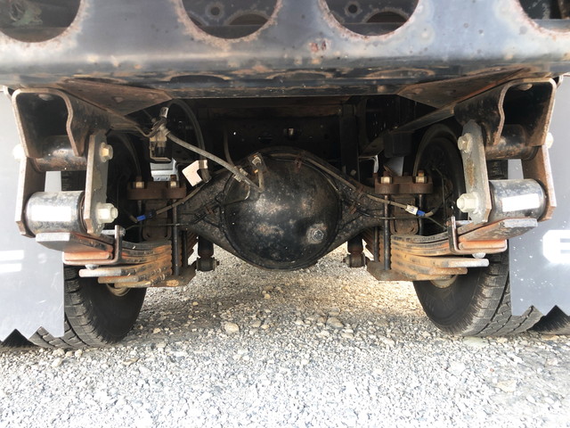 いすゞエルフ平ボディ小型（2t・3t）[写真23]