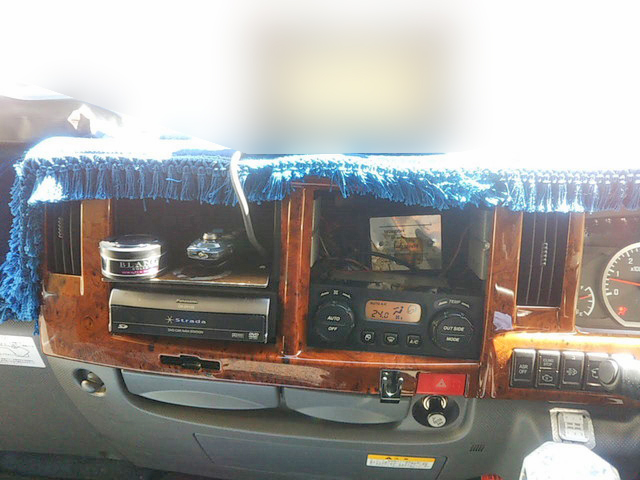 いすゞエルフ平ボディ小型（2t・3t）[写真19]