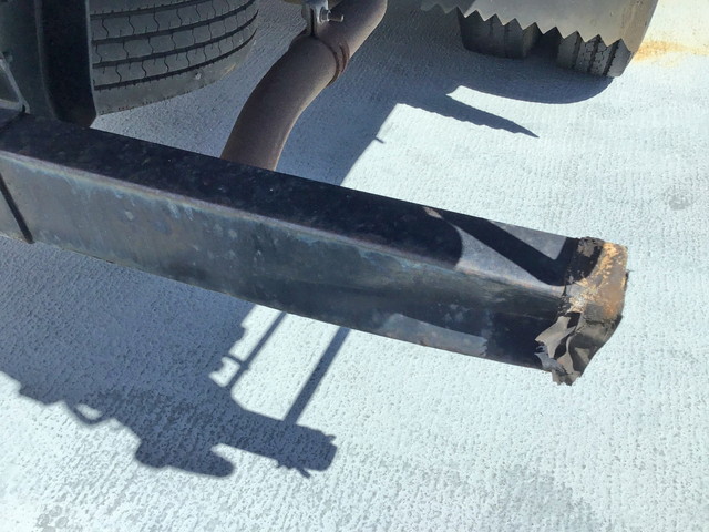 いすゞエルフ平ボディ小型（2t・3t）[写真12]