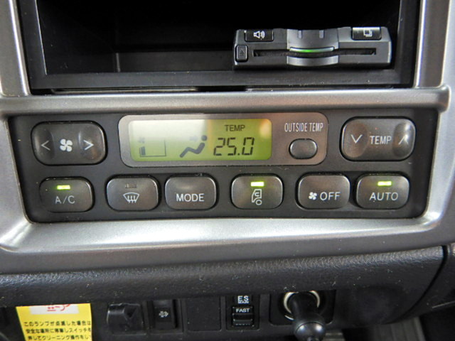 日野レンジャーアルミバン中型（4t）[写真18]