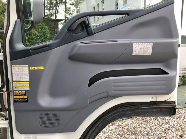 三菱ふそうキャンターセーフティローダー小型（2t・3t）[写真31]