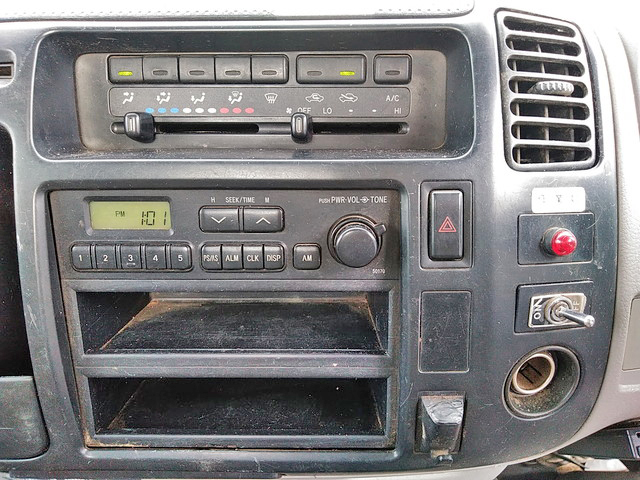 日野デュトロアームロール小型（2t・3t）[写真35]