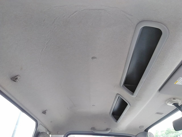 日野デュトロ平ボディ小型（2t・3t）[写真32]