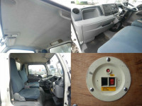 三菱ふそうキャンターアルミバン小型（2t・3t）[写真19]