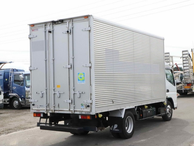 三菱ふそうキャンターアルミバン小型（2t・3t）[写真02]