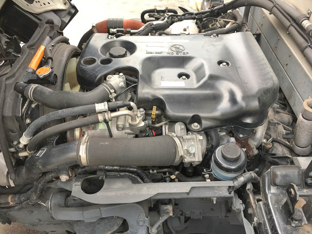 いすゞエルフ冷凍車（冷蔵車）小型（2t・3t）[写真27]