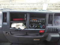 いすゞエルフダブルキャブ（Wキャブ）小型（2t・3t）[写真19]