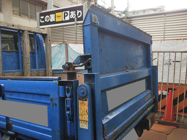 いすゞエルフダブルキャブ（Wキャブ）小型（2t・3t）[写真06]