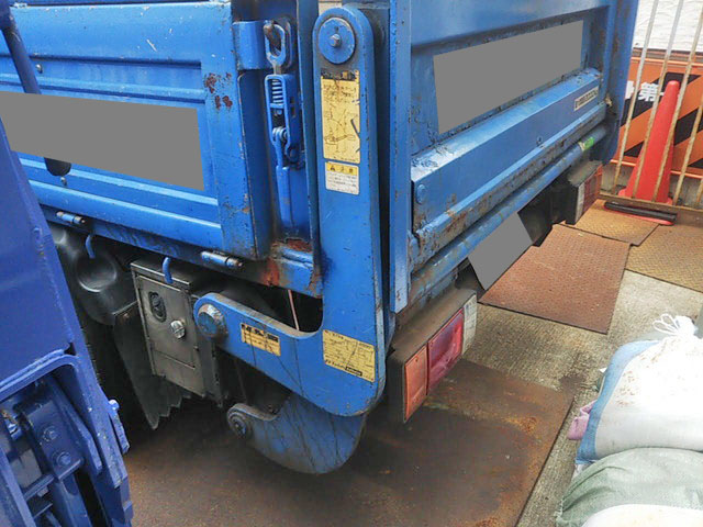 いすゞエルフダブルキャブ（Wキャブ）小型（2t・3t）[写真07]