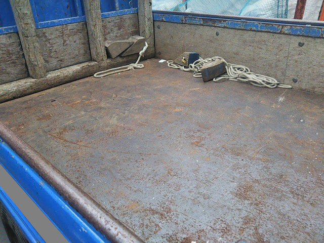 いすゞエルフダブルキャブ（Wキャブ）小型（2t・3t）[写真08]