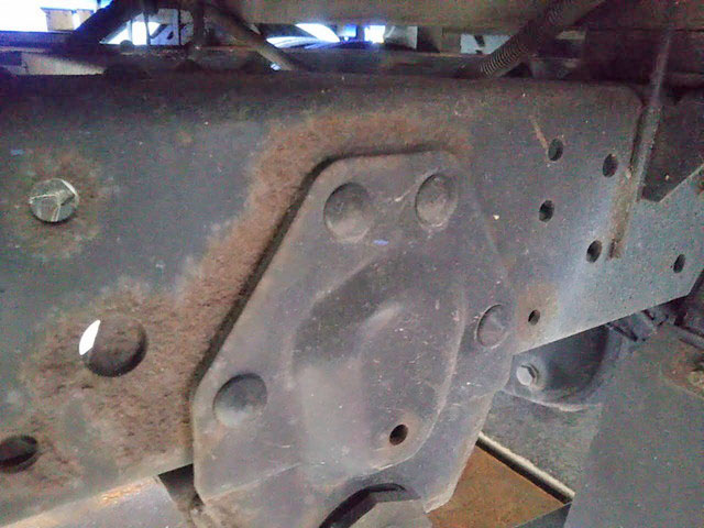 いすゞエルフダブルキャブ（Wキャブ）小型（2t・3t）[写真09]