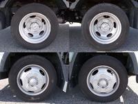 三菱ふそうキャンター平ボディ小型（2t・3t）[写真13]