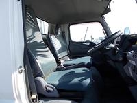 三菱ふそうキャンター平ボディ小型（2t・3t）[写真19]