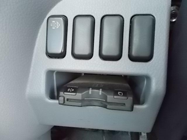 三菱ふそうキャンター平ボディ小型（2t・3t）[写真23]